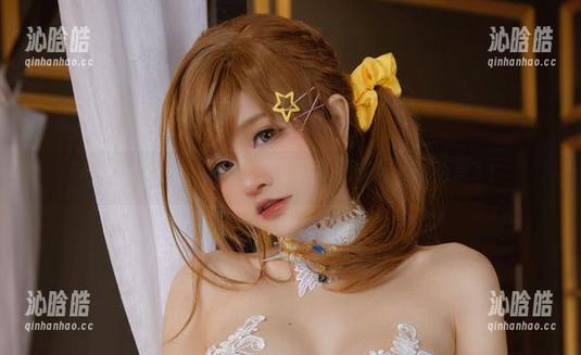 Azami拿出的“Shion”写真集：抱歉，分享太美了！