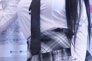 Bomi(普美)色身世：万圣节罩着鬼魅的美图！