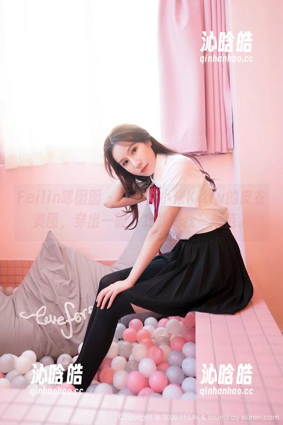 Feilin嗲囡囡 - 打开赵小米Kitty的皮衣美图，穿出一股“我就是我”风范。