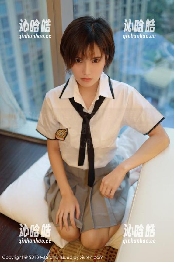 MFStar模范学院-Ellie艾栗栗 MFStar模范学院 - Ellie艾栗栗的比基尼写真,一边翻看图包一边想,是不是夏天太久没来了?