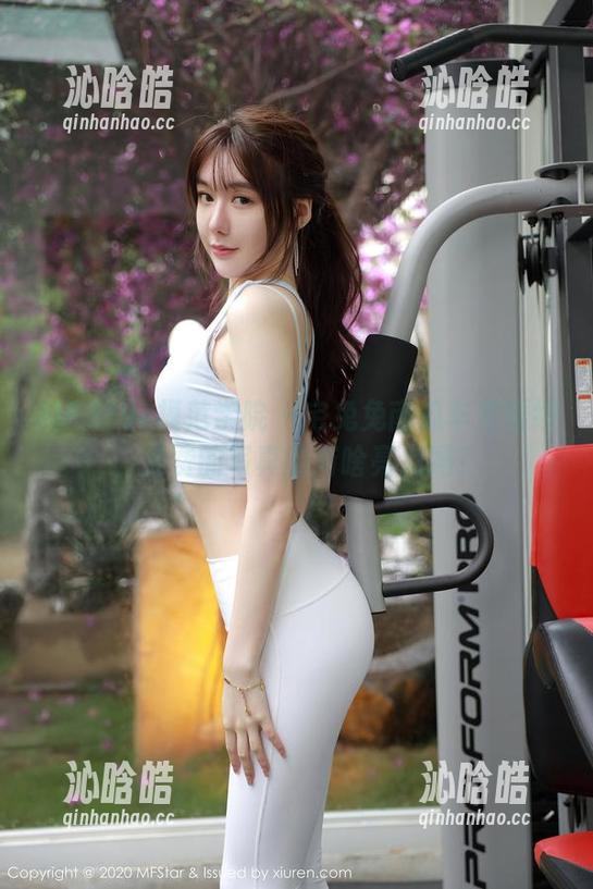 MFStar模范学院 - 宅兔兔南瓜车变婚纱，免费的写真能有啥亮点吗？