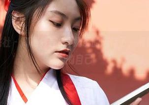 MiiTao蜜桃社 - 高跟鞋在E杯奶茶的陪伴下，高清美图照见不同的自己