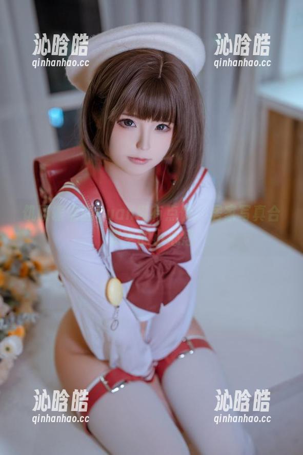 Quan冉有点饿 饥肠辘辘的Quan冉有点饿:居家写真合集中的小心思