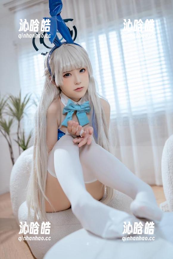 Quan冉有点饿的樋口圆香，美图之中透着一丝家常味儿。