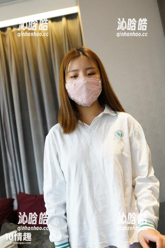 玩转网盘，解锁ROSI的蕾丝底裤作品...但是我在想，谁还有勇气穿？