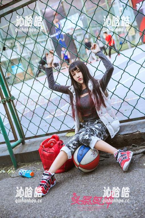 TouTiao头条女神 - 定制你的“艾小青”时刻：一百分女孩专属作品大揭晓
