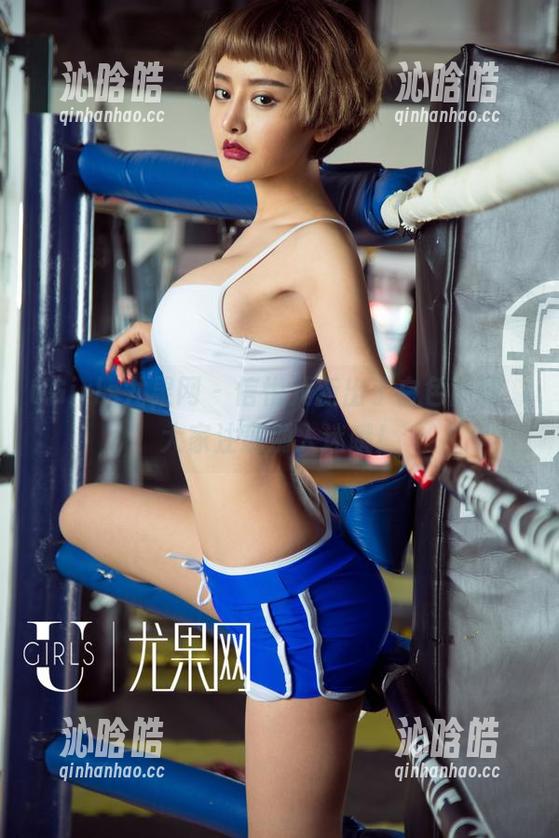UGirls尤果网 - 信悦儿新出了白色画像，大家注意别入迷哦！