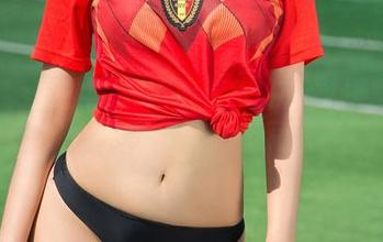 UGirls尤果网 - 周心情瘫在连衣裙里的奇妙合集,让人头疼又欣喜