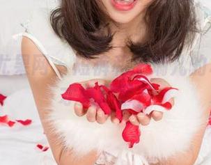 UGirls尤果网 - 短裤和王瑞儿的私拍:谁才是冠军?
