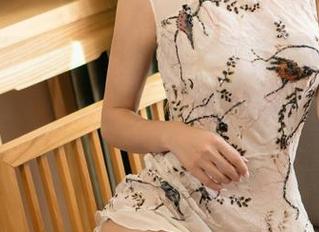UGirls尤果网 - 从“颜亦汐”的“灰丝”写真集中,萌态百出的她,让我一时无法自拔,咳,真可爱!