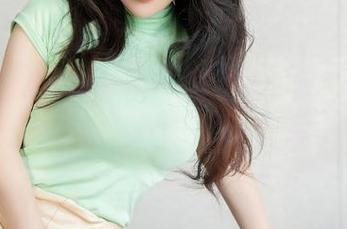 XINGYAN星颜社 - 在海风中,李丽莎的高清写真让我停下脚步