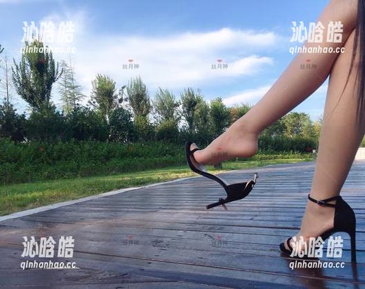 微密圈 - 看！丝月神的校园作品，免费收获nan了！