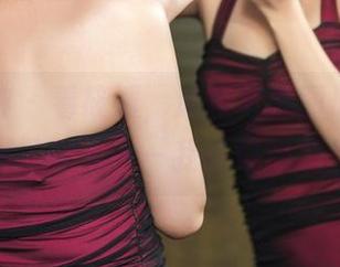 头条女神 - 看筱溪,泳装写真图册,让我愣了半天——我该好好想想