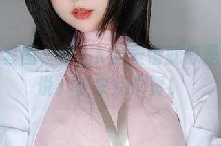 白双子套图,女主K的表情就像是在对我说:快来点个赞!