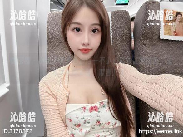 微密圈 - 小萌子的蓝色渔网一不小心就勾住我的心，总忍不住想下载，再看几眼。