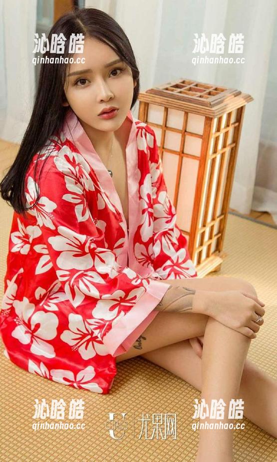 尤果网-笑笑 尤果网 - 当笑笑遇上女友,那张图包里藏着怎样的甜蜜?