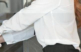 尤果网 - 顾欣怡海边图包：分享那些来自海浪的呼唤和沙子的温柔！