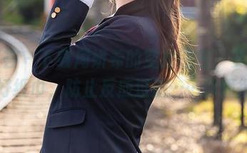 尤蜜荟 - 下载周妍希的空姐图包,要记得备好纸巾,防止反应过激……你懂得。