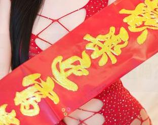 尤蜜荟 - 果儿Victoria美脚精选:从这里开始,你能停下来看吗?