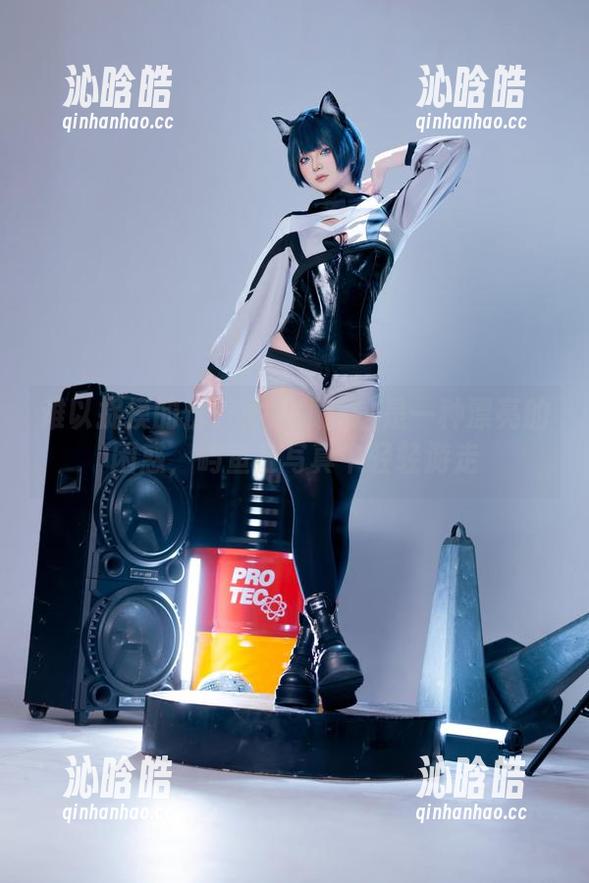 难以捉摸的优香体操服：这是一种漂亮的困惑，屿鱼在写真中轻轻游走