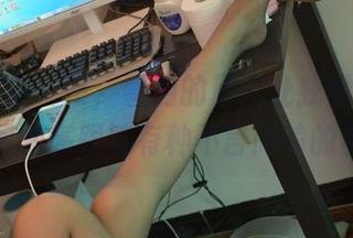 异思趣向 - 喂，馨月的原图让我觉得这肉丝优足和高跟鞋有种不言而喻的默契。