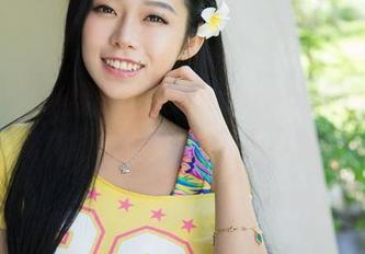 推女神 - 来看岑苑之barbiebaby的自拍合集,期待每一张都是小惊喜。