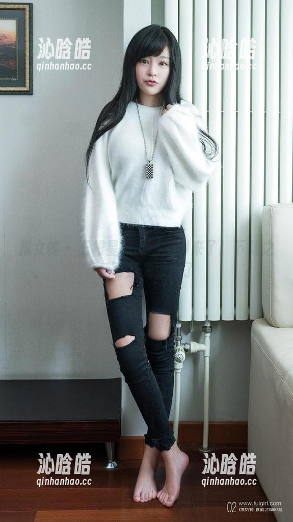 推女郎 - 王根星熙高清美脚来了！下载之后可别先蒙圈了