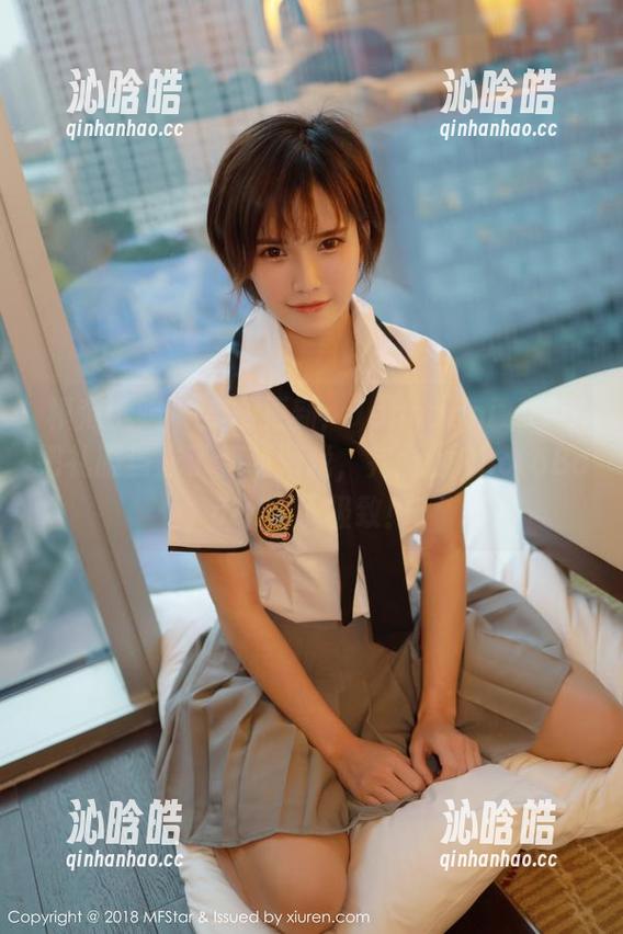 模范学院 - 套图更新：Jennanni_Jen把礼服当成了变装游戏，完全是PhotoBooth到了极致！