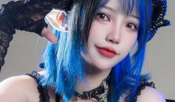 狐洛洛子的银狐图包,分享这种束缚让我重新考虑‘乖乖’的人生。