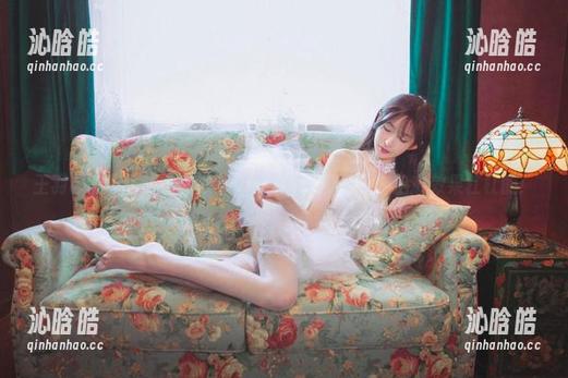 王羽杉的护士装，资源一发，烦恼全都消失，治愈效果杠杠的！