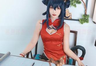 私房迷雾:神乐坂真东与她的眼镜舞会