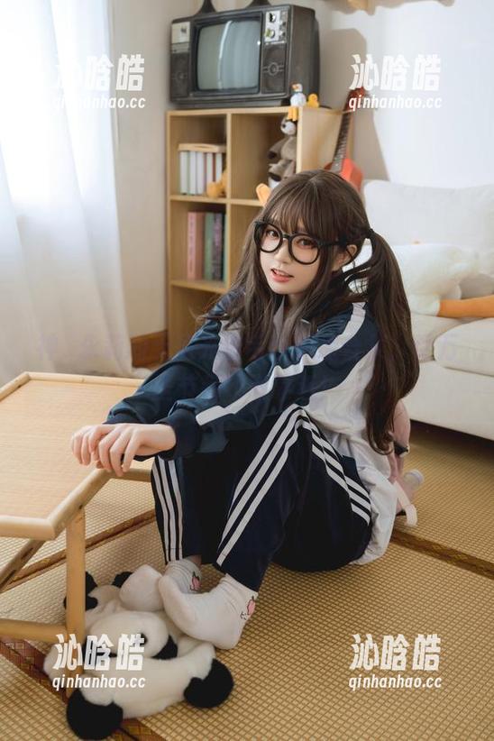 神沢永莉的无圣光粉毛小恶魔合集，让万圣节都不敢靠近！