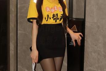 秀人网 - 别小看AngelaLee李玲的棉袜合集，居然还免费？看得我直戳屏幕