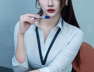 秀人网 - Wendy智秀X学妹：无圣光，肆意而狂野的照片合集！