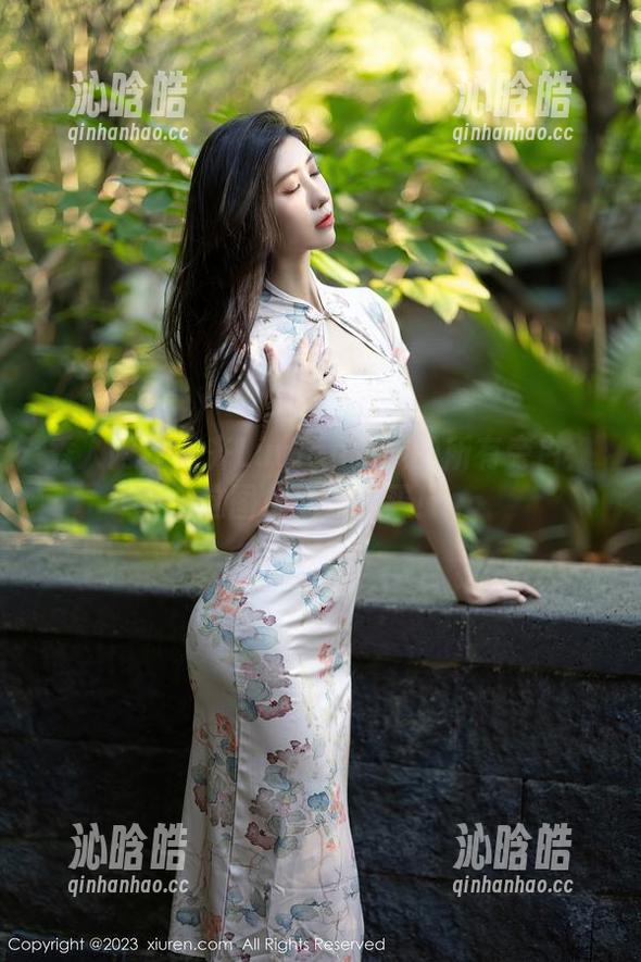 秀人网 - 集齐Luvian女孩的所有旁白：这图包绝对要买！