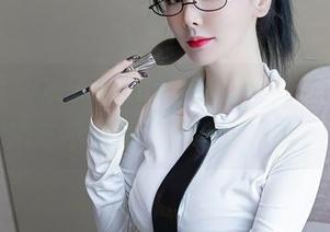 秀人网 - 木子nana全套豹纹,偶尔的妖娆与不羁真让人魂牵梦萦。