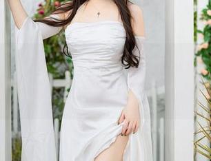 秀人网 - 许诺Sabrina的蕾丝高清写真，一顿糟糕的审美大餐，呵，没想象中美。