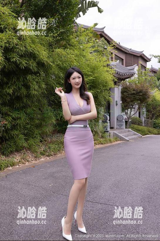秀人网 - 钢铁般的勇气和皮衣的潇洒，陈柒柒的写真别有洞天。
