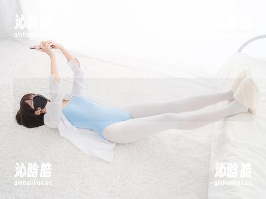 紧急企划-小恩 紧急企划 - 在线上追踪小恩的网球经典,这些图片里的姿态,让我恍惚间想去弹一弹。
