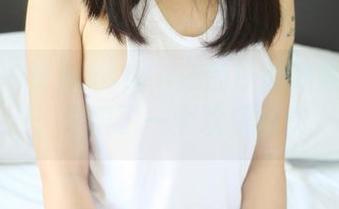 美媛馆 - 许诺sabrina的原图和她的裸足，开启了一个欢乐模式