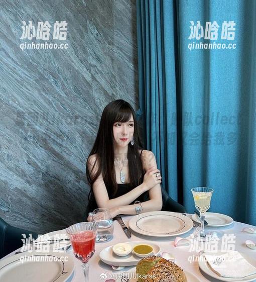 腐团儿Ikaros 腐团儿Ikaros的定制之作:舰队collection中的那个迷人岛风,不知又会给我多少惊喜呢?