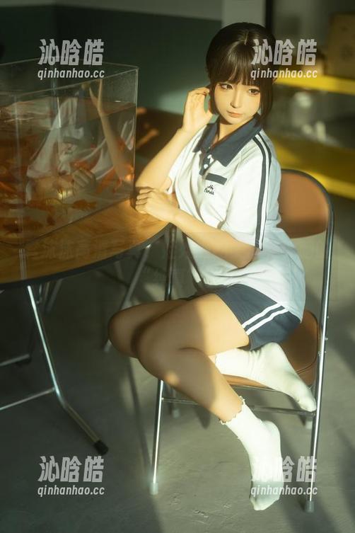 蠢沫沫 蠢沫沫高清写真,娃娃姬的美丽和大脑的“纯真”。