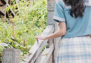 私拍——西瓜少女的JK校服:我敢打赌这比你的西瓜还甜!