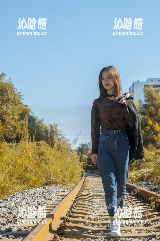 轰趴猫 - 曲曲的万圣节，别只看鬼魂，原图精选还有很多不为人知的小细节呢