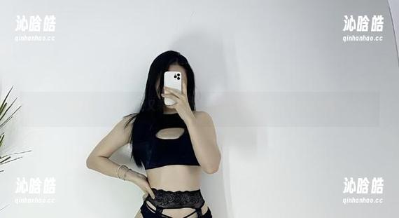 微密圈 - 是的，她又来了！铁锤姐姐的运动内衣美图套图大赏