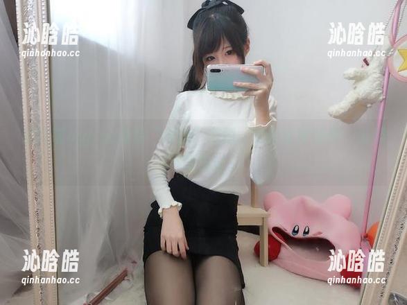 魔物喵nigisa 魔物喵nigisa最新“肉丝”美图,全民皆可舔屏,谁都不敢放过。